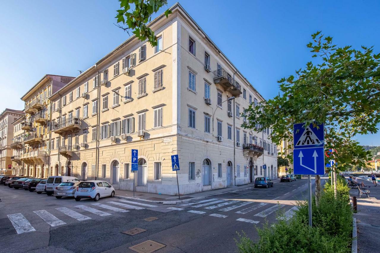 Galerija Apartment Rijeka Ngoại thất bức ảnh